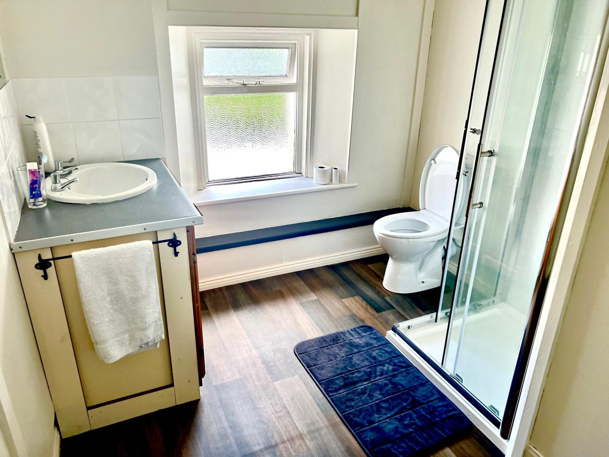 The Coach House Inn Moycullen 外观 照片